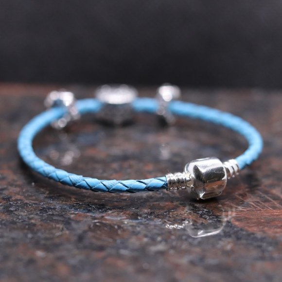 Light Blue Leather Bracelet with Sterling Silver Barrel Clasp - BRAND NEW - Picture 3 of 7